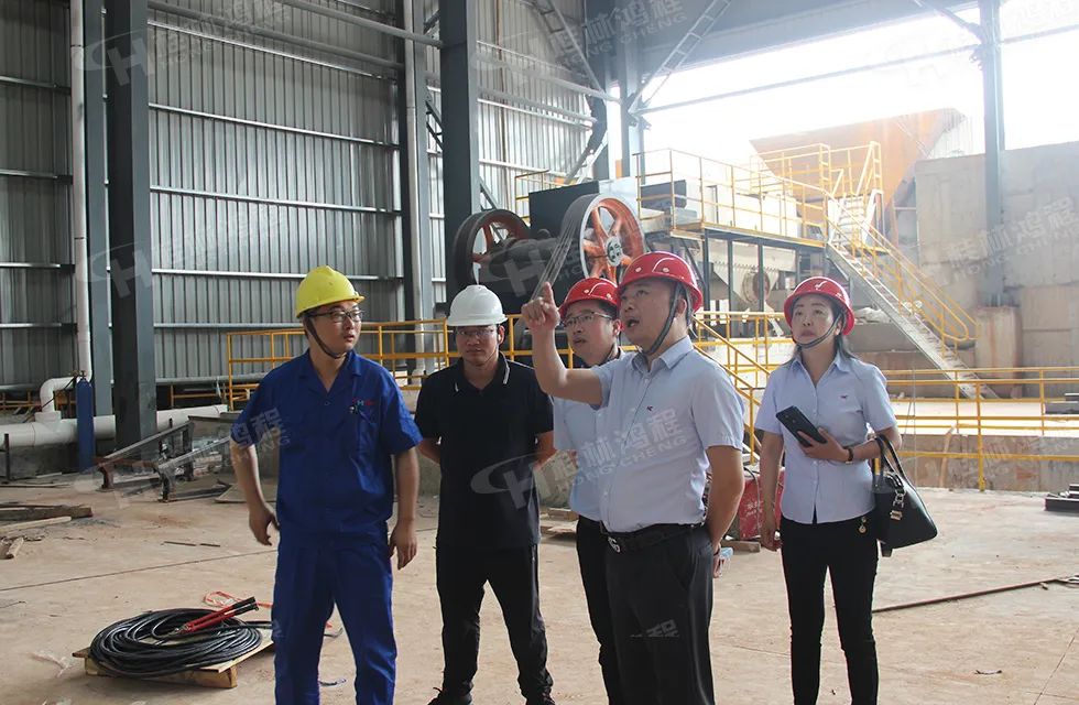 桂林鴻程老總?cè)輻潎偛糜H征‘客戶零距離 共創(chuàng)新未來’服務(wù)活動(dòng)